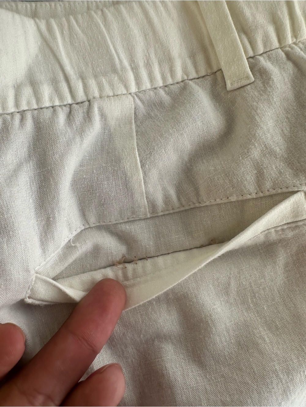 GAP White Linen Blend High Waisted Pleated Shorts Size Womens Large New With Tag - Picture 10 of 11